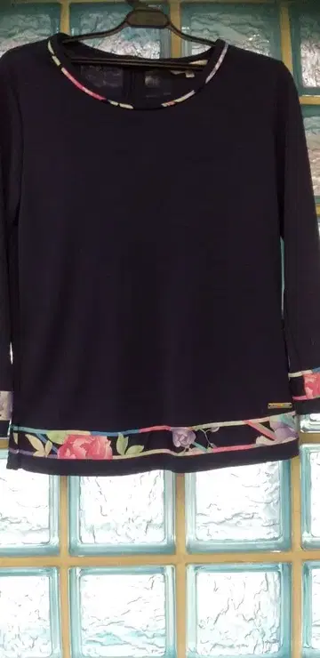 레오나르 상의 38 사이즈