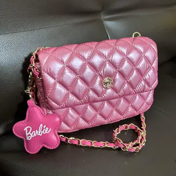[ 새상품급 ] Barbie 공식 매장 구매 퀼팅 숄더백 핑크