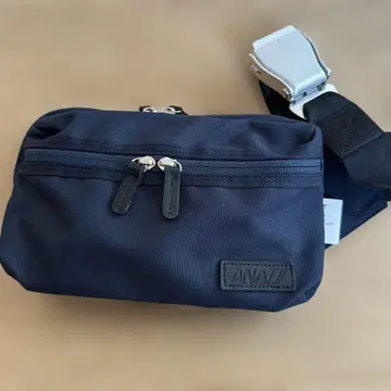 ANA 시트 벨트 바디백 웨스트 파우치 네이비