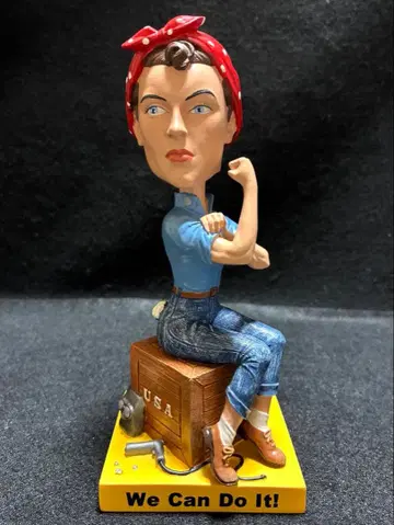 로지 더 리베터 보빙 헤드 보블헤드 Royal Bobbles