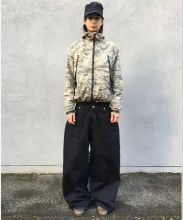 Fadepants 블랙 와이드 데님 팬츠