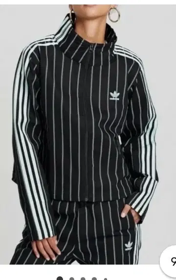 완판템 미사용 아디다스 오리지널스 핀스트라이프 데님 자켓