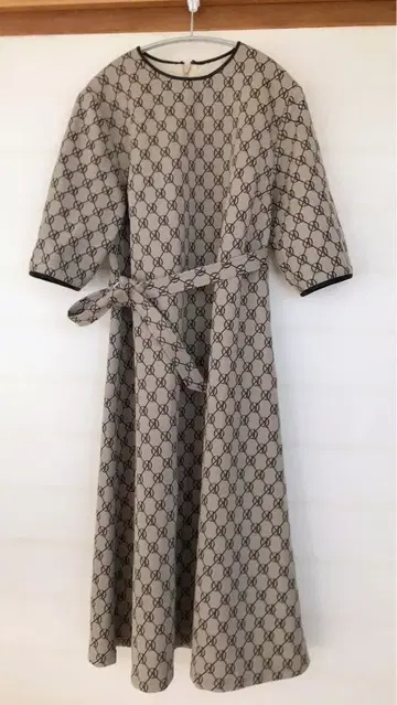 새상품급 J_O ORIGINAL 모노그램 원피스 S