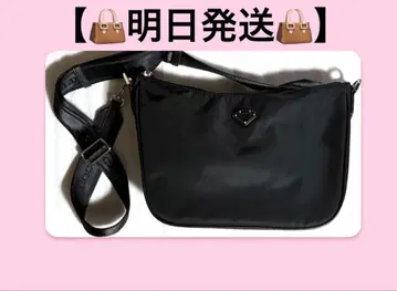 내일 발송 코코셀럭스골드 포코노 나일론 하프문 디자인 백