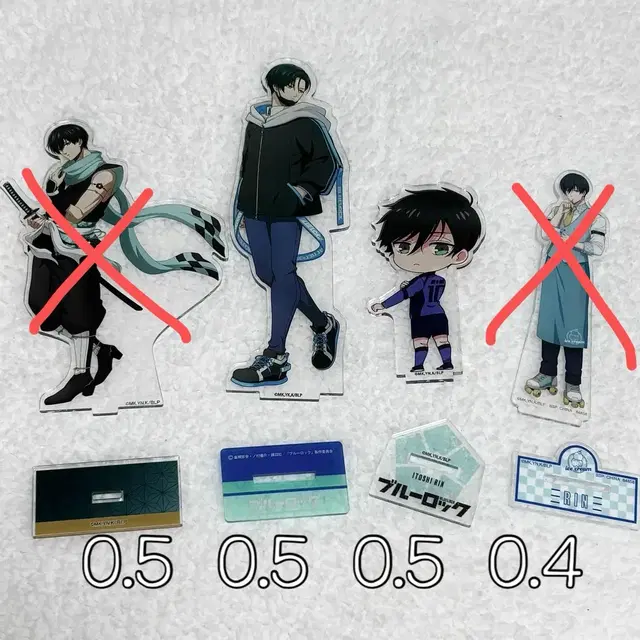 블루록 이토시린 이토시 린 아크릴 스탠드 양도 / 쿠지 캔뱃지 누이