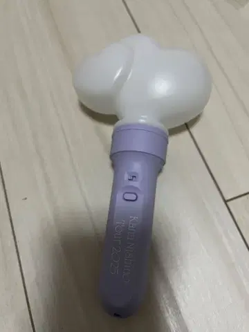 니시노 카나 2025 응원봉 화이트 라벤더