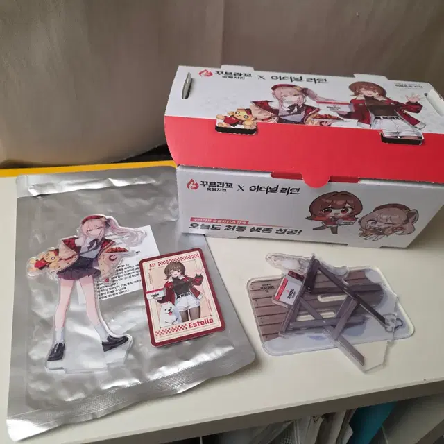 [쿠폰 미사용] 이터널리턴 꾸브라꼬 아크릴 스탠드 + 포토카드