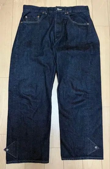 class 호리키리 25SS CCFS10UNI A 8부 기장 데님