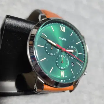 FOSSIL 그린 크로노그래프 시계