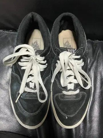 VANS 블랙 하프캡