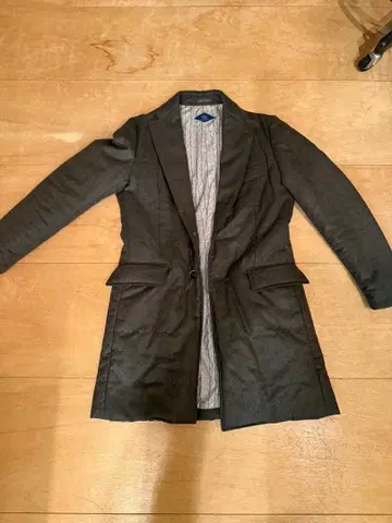 다크 그레이 체스터 코트 링자켓