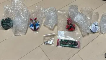 제일복권 지크 액스 샤아 자쿠 마그넷 D상 x4 G상 x1