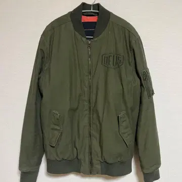 DEUS EX MACHINA MA-1 자켓 올리브