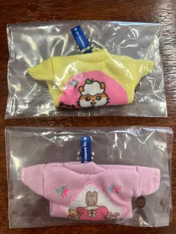 [ 새상품 ] 산리오 캐릭터즈 미니T셔츠 키링