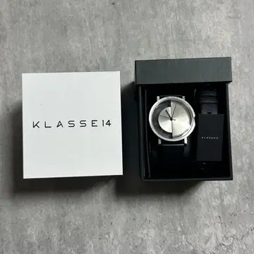 KLASSE14 시계
