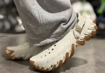 crocs echo gum ro clog 26cm 거의 새상품