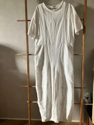 humoresque 유모레스크 화이트 반팔 올인원