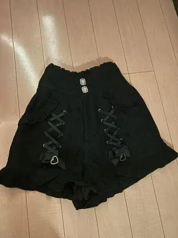 LIZLISA 서스펜더 부착 비쥬 숏팬츠 (서스펜더 미포함)