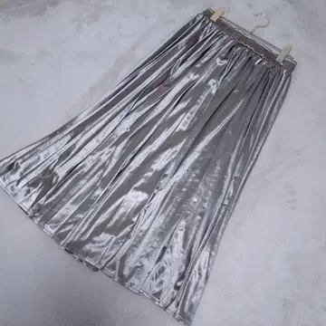 [ FRIFUL ] 플리츠 스커트 실버