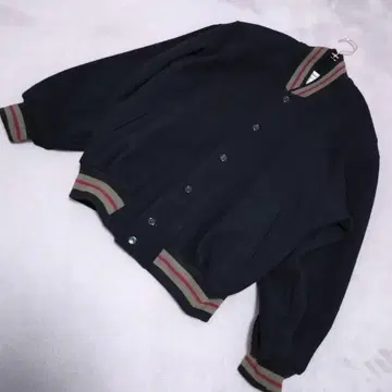 [TAKEZO] 블랙 단추식 바시티 자켓