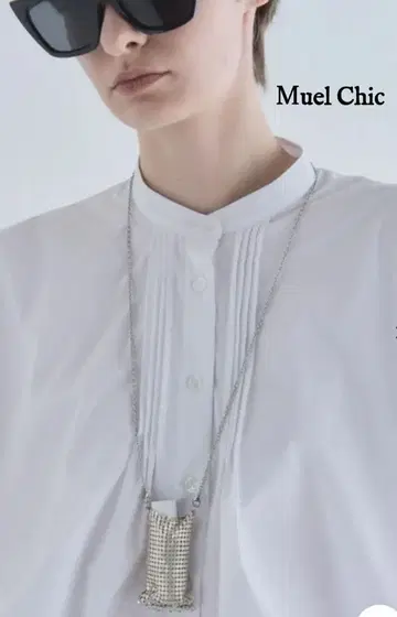 muel chic 립 목걸이