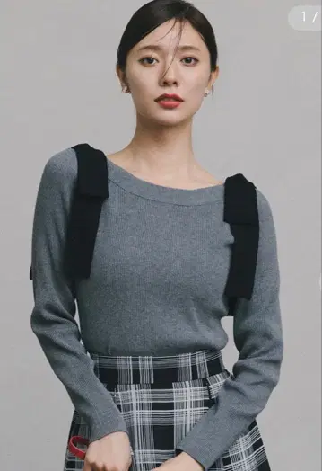 CELFORD 숄더 리본 니트 풀오버