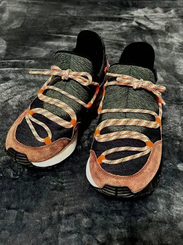 오니츠카타이거 로우팻 스니커즈 D7F2N