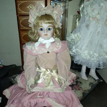 비스크돌 컬렉터즈돌 핑크 드레스