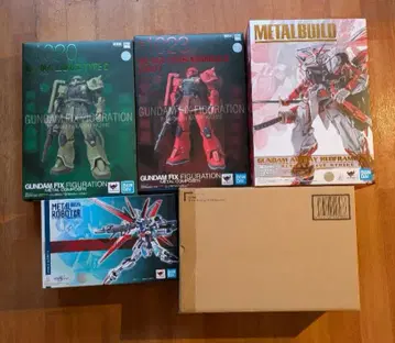 새상품 건담 피규어 세트