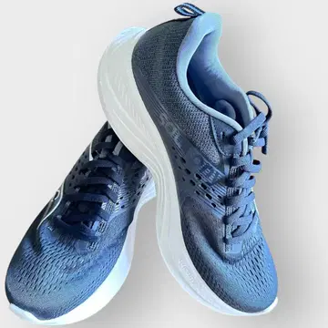 써코니  17 스니커즈 러닝화 25.5cm