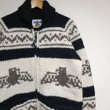 카나타 카우친 지퍼 썬더버드