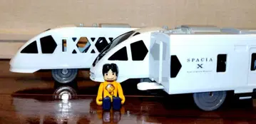 [ 거의 새상품 ] 스페이시아X 3량 세트 (인형 포함)