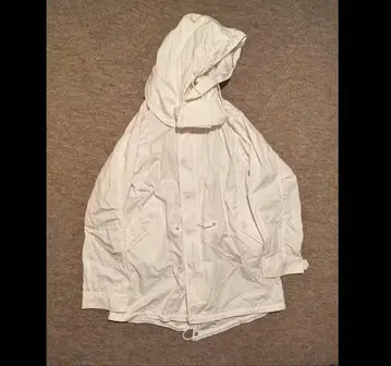 화이트 면 100% 모즈 코트