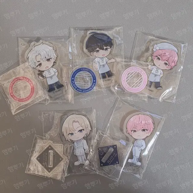 플레이브 애니메이트 트레이딩 아크릴 스탠드