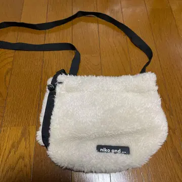 4BA niko and 포근포근 백 숄더 파우치