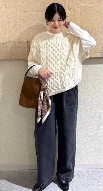 카구레 페이드 데님 이지 팬츠 블랙