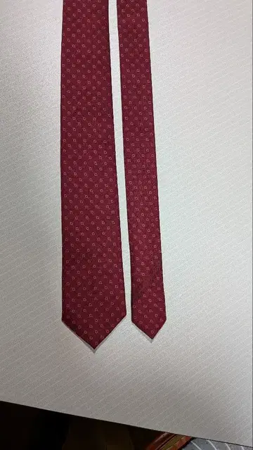 Salvatore Ferragamo 버건디 넥타이