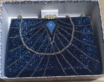 네이비 비즈 장식 백