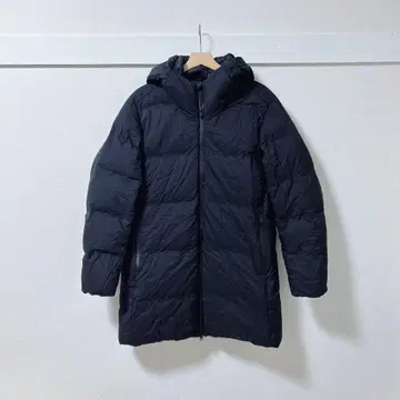 UNIQLO 다운 자켓 블랙