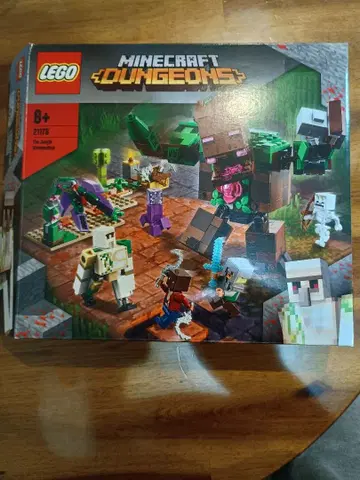 LEGO Minecraft Dungeons 21176