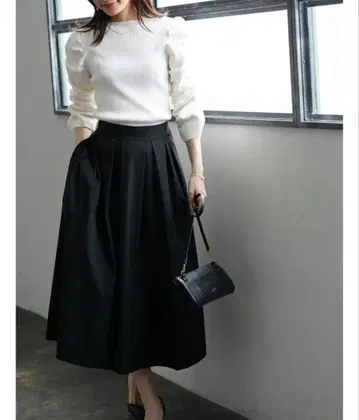 VIRINA 비리나 슈가 니트