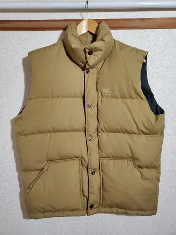 HUNTING FIELD 다운 베스트 L