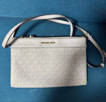 MICHAEL KORS 숄더백 화이트