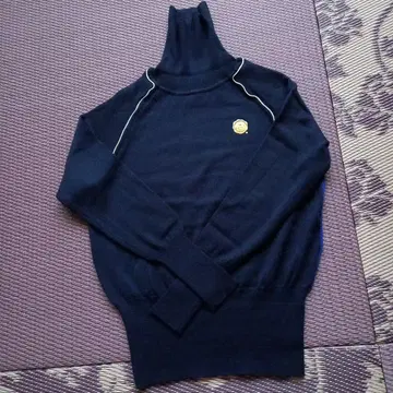 마크앤로나 터틀 스웨터