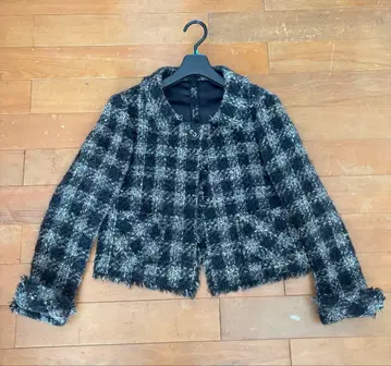 레리안 체크 무늬 프린지 자켓 울 혼방