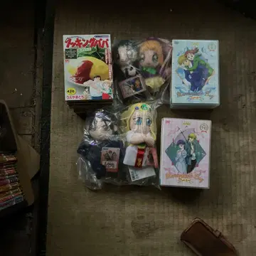 봉제 인형과 DVD와 코믹스 5권 세트