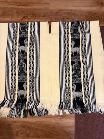 ARTESANIA YARHI'S 동물 무늬 판초