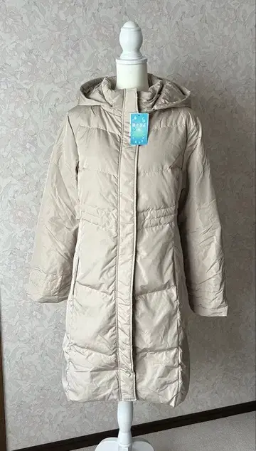 베이지 롱 다운 자켓 후드 부착
