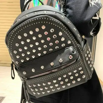 인조 가죽 스터드 백팩 미니 백 블랙