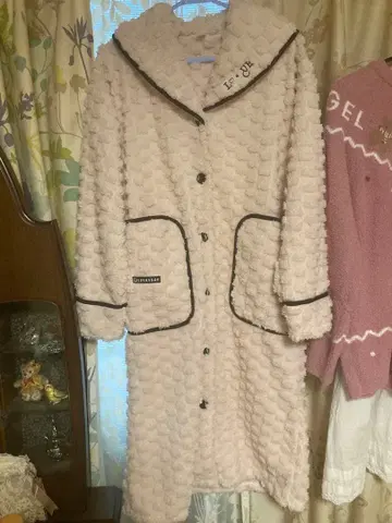 사엘라풍 EVERYDAY 플리스 롱 가운 베이지